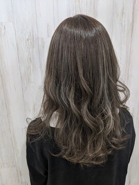 ムーナ(Muwna) ロングスタイル