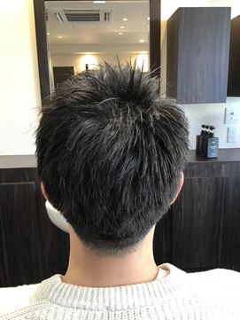 ヘアクリニックカルム 日暮里(Hair Clinic Calme) ショートモヒカンツーブロック<理容室>[日暮里/メンズ/学割U24]