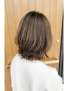 シャメル(Chamel) 外ハネウルフレイヤー◇20代30代40代