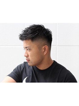 【大人の男の為のBARBERSHOP】トレンドに色気を加えた Style。"理容と美容"を兼ね備えたこだわりの技術。