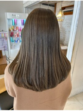 スパリブール(Spalibur) 透明感たっぷりカラー