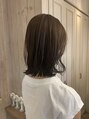 エイミーバイアフロート(amie  by afloat)&nbsp;コテを使ってボリューム感や動き、軽さを出すレイヤーボブ！