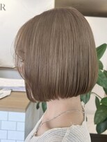 グランデュール 東静岡池田店(GRANDEUR)&nbsp;ダブルカラーミルクティーベージュカラーケアブリーチ韓国ボブ