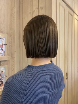 エイミーバイアフロート(amie  by afloat) ミニボブヘアー