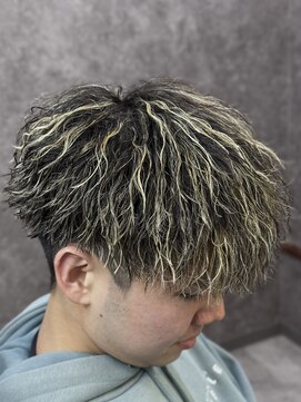 ライズ 新小岩店(RISE) ツイストスパイラル/ツイストスパイラルハイライト(ハルト)