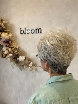 ブルーム(bloom) ボリュームパーマスタイル