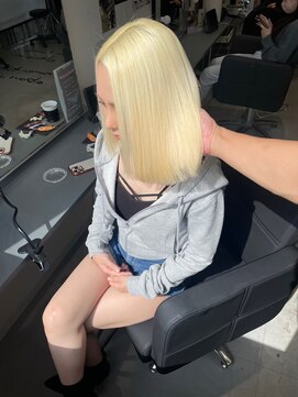 キング 心斎橋店(K!ng) 縮毛矯正髪質改善レイヤーカットトリートメント心斎橋美容室