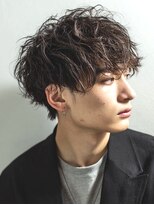 フレイムスヒュー 高崎店(FRAMES HUE)&nbsp;ダークベージュツーブロックマッシュツイストパーマ