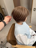スラッシュ ホワイト(SLASH white)&nbsp;脱白髪染めハイライト/白髪ぼかし/透明感カラー/髪質改善