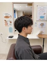 リミックス(Remix) メンズパーマ/メンズカット/シェービング/眉毛/メンズサロン
