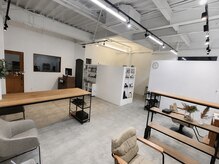 ソト(soto)の雰囲気(落ち着いた雰囲気の店内で、ゆったりとしたサロンタイムを♪)