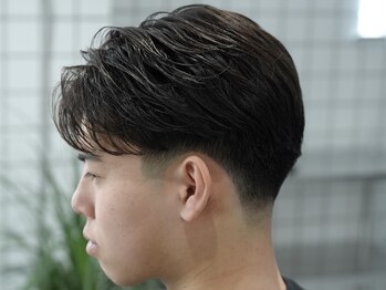 ヘア アトリエ ホロウ 堀江(HAIR ATELIER HOLLOW)の写真/清潔感と信頼性を高める再現度の高いビジネスメンズヘア