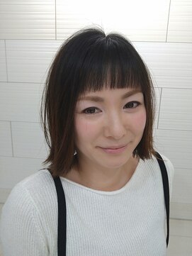 クラメール 黒崎コムシティ店(Kraemer) 切りっぱなしボブ