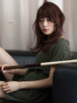 ココラー(COCOlar) 大人綺麗な可愛いクールビューティー