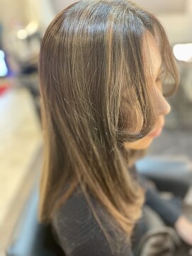 ファクトリービス(FACTORY bis) 30代N様　白髪ぼかしカラー＋オーダーメイドトリートメント9種