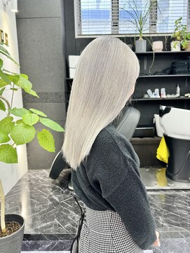 チュダック(ChuDuck) 韓国風《ペールシルバー》ハイトーン/ケアブリーチ/ダブルカラー