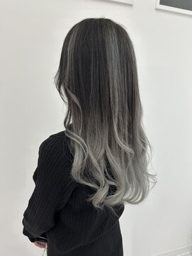 ヘアアンドメイク ムーア(Muuua) バレイヤージュカラー