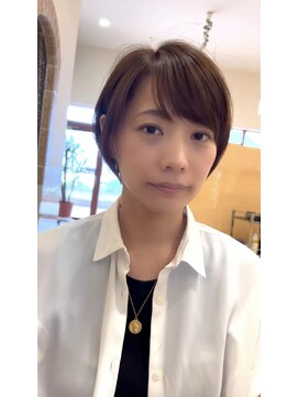 セラフルール 多摩センター店 Sala fleur 似合わせ小顔カット 骨格見極めショート