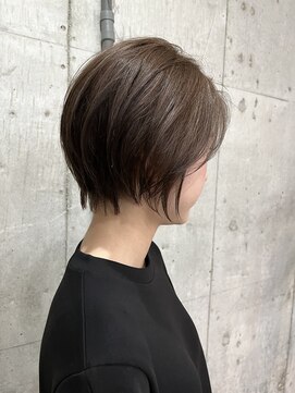 サクラ オモテサンドウ(SAKURA) 大人ショート　前下がりショート　髪質改善カラー　表参道