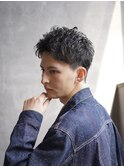 刈り上げツーブロックアップバングショート