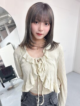 カシェル(cashel) グレー　ブリーチあり　グレージュ　ラベンダー　レイヤー