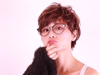 アンチブー(ANTIBOO)の写真/顔周りのカットで印象が変わる!骨格・髪質・クセを見極めて、あなただけのキメすぎないお洒落スタイルに♪