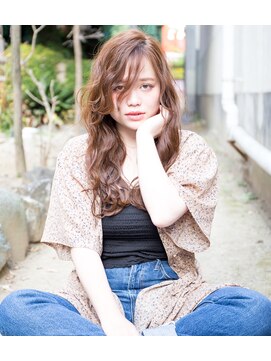 アリン(allin) 透明感あふれるヌーディーStyle