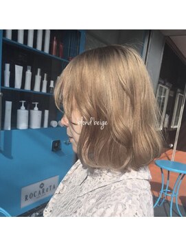 フロップニク(FLOPNIK) ブロンドボブ