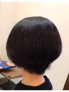 フォルムヘアープラス(Forme hair+) ミディアムショート