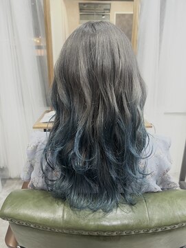 ロアークヘアー(LOARK HAIR) 【LOARK】シルバーからブルーのグラデーション♪
