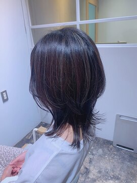 ロエ 平尾山荘(loe) 【脱白髪染めハイライト】×外ハネウルフ/平尾/高宮