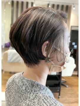 ギミック 自由が丘(gimmick) ◆立体ショート【自由ヶ丘髪質改善オージュア認定サロン】