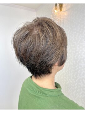 ヘアーアンドメイク ドレス(DRESS) 白髪ぼかしハイライトカラー