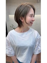 グリット(Grit)&nbsp;オリーブカラー×ショートボブ