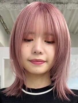 ウィコ 新宿(WICO) ピンクカラー[新宿駅/デザインカラー/レイヤーカット]