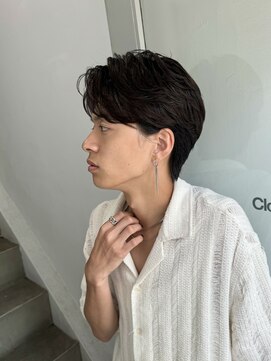 クロト(Clotho) センターパート/波巻きツイストスパイラルメンズカットパーマ