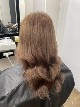 ベルグローアルファ(BELLE GROW ALPHA) 秋のブラウンカラー