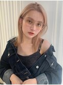 レイヤーカット×ベージュ