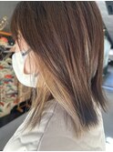 チラ見せベージュイヤリングカラーstyle◎