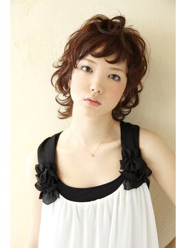 プラスワン 自由が丘(+ONE) 【＋ONE 自由が丘】無邪気な可愛らしさと上質な女らしさの共存！