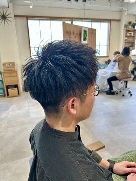 ウニコ(unico) 【unico.+高松】刈り上げスパイキーショート