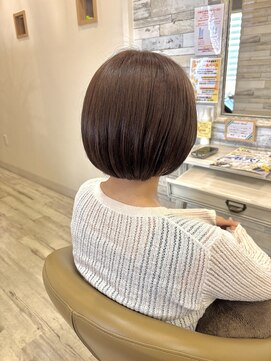 フゥカ 売市店(fuka) 【大人可愛い丸みボブ × チョコブラウン】八戸