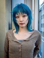 ギークス(GEEKS) 【GEEKS渋谷】ターコイズブルー/ウルフ/ミディアムレイヤー/小顔