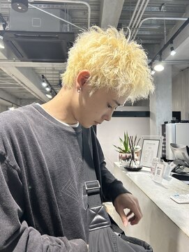 ディセンシー(Dicency) スパイキーショート×ブリーチ抜きっぱなし