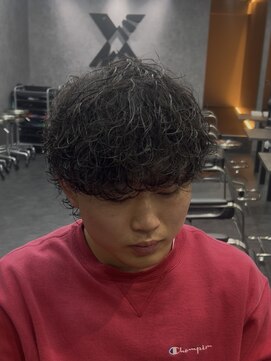 ゼノ 海老名(XENO) 波巻きシャドウパーマフェザーパーマ眉毛１９時以降