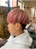 ハイトーンピンク×刈り上げマッシュ