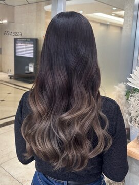 エッセンザ 梅田(ESSENZA) グラデーションカラー