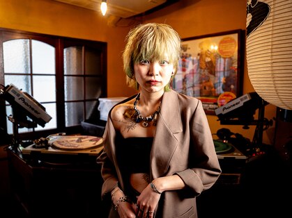 アドーア(ADORE)の写真
