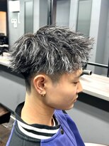 ランディ(RANDY)&nbsp;メンズ　ツイストパーマ×ホワイトメッシュキャップハイライト