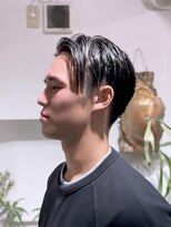 ヘケム(hekm) センターパート ツーブロック